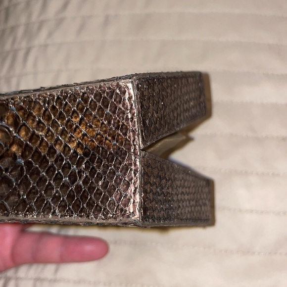 Nancy Gonzalez metallic python 🐍 snake scale evening clutch - Picture 14 of 15